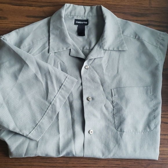 3/$20 Claiborne Green Plaid Button Up Shirt - Picture 1 of 4